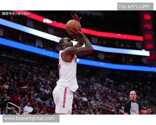 猛龙队与锋线新星朱利安里斯签约引发关注他是维密天使的弟弟